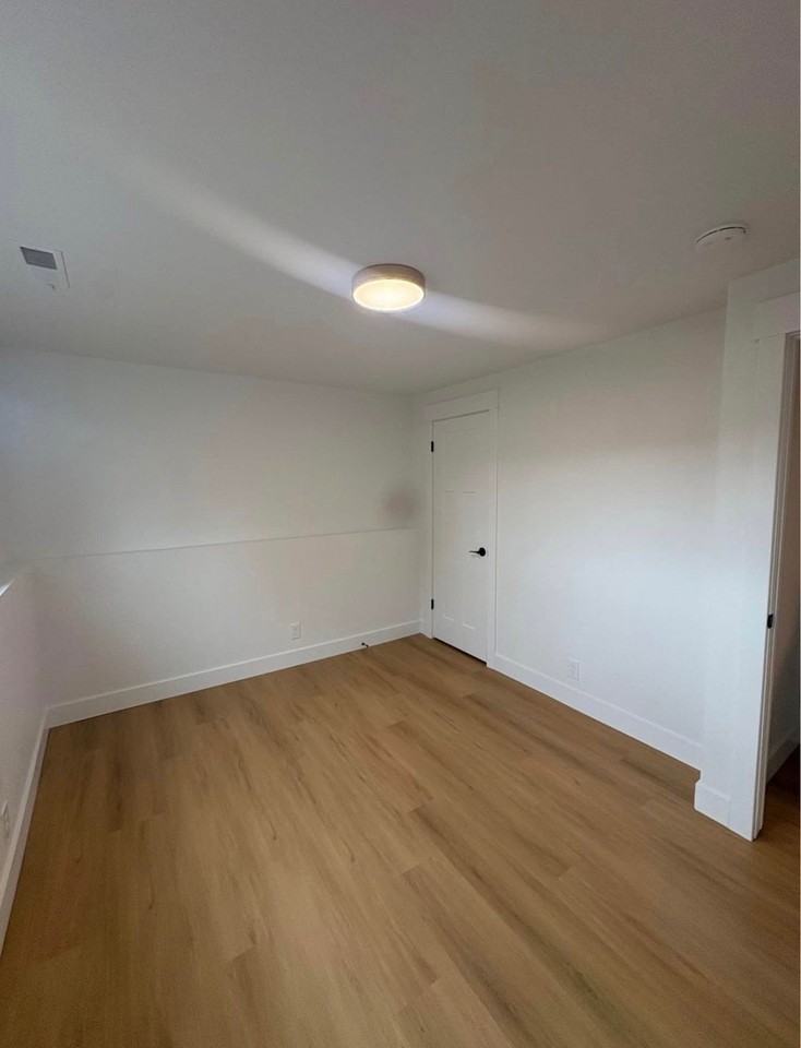 416 Wn - Photo 2 of 12