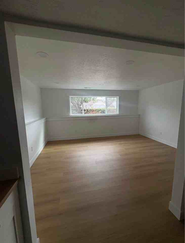 416 Wn - Photo 3 of 12