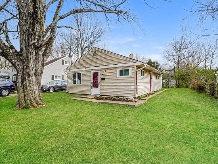 2411 Century Dr - Photo 3 of 9