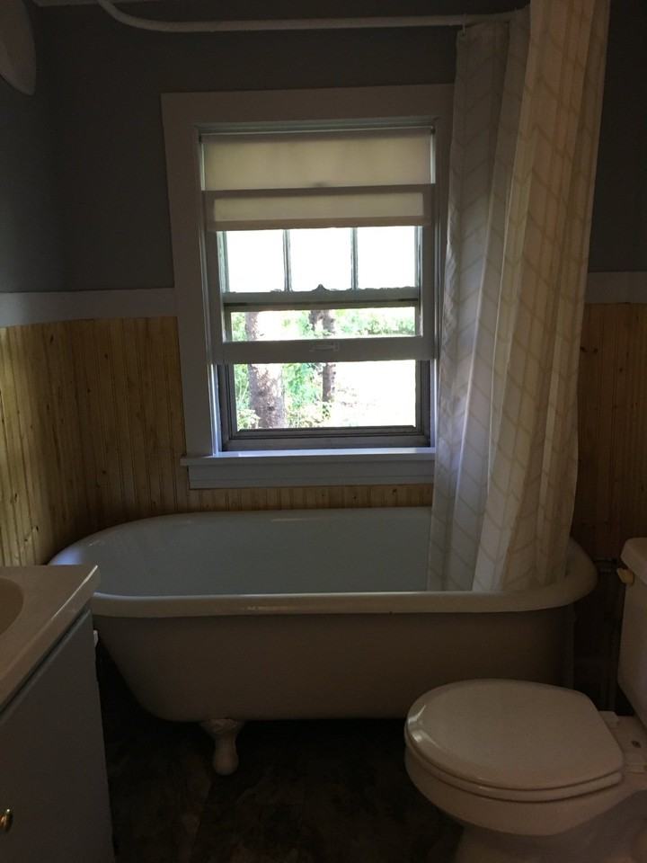 4632 Dodge St - Photo 3 of 16