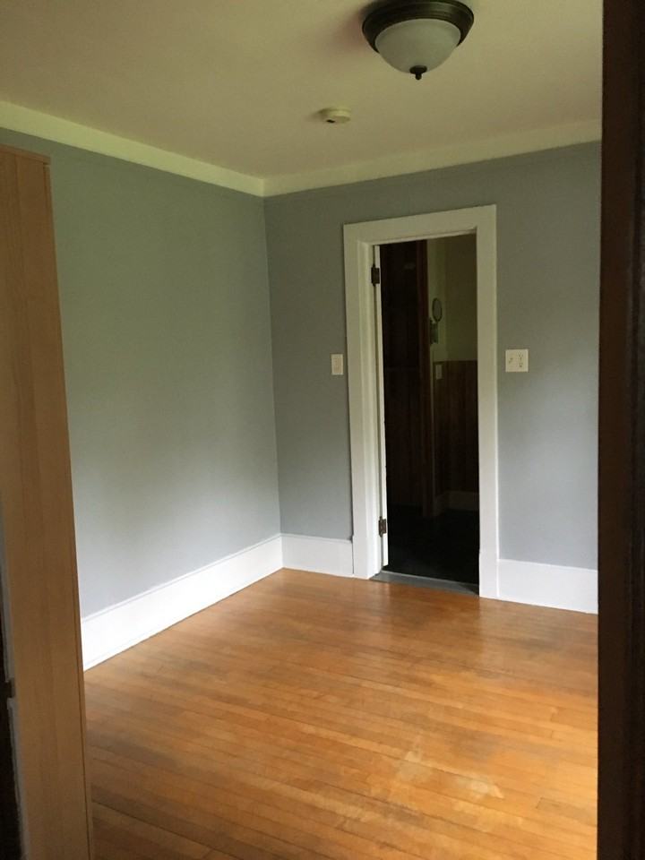 4632 Dodge St - Photo 4 of 16