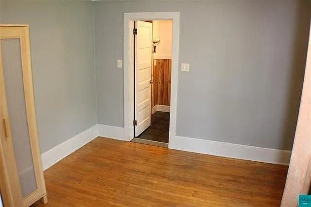 4632 Dodge St - Photo 5 of 16