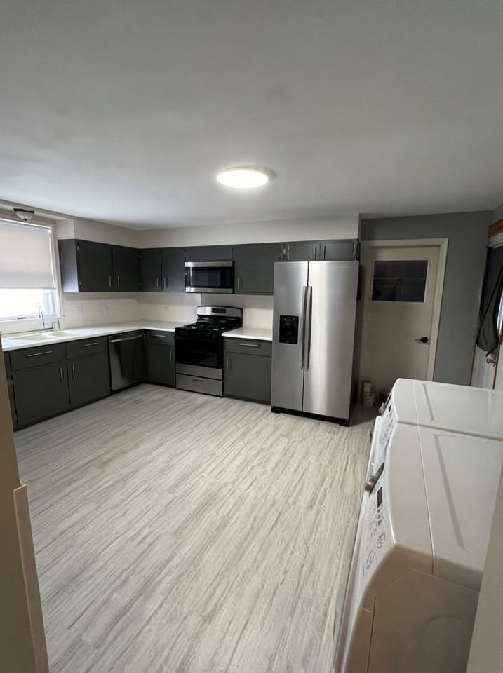 824 4th Ave #3 - Photo 3 of 19