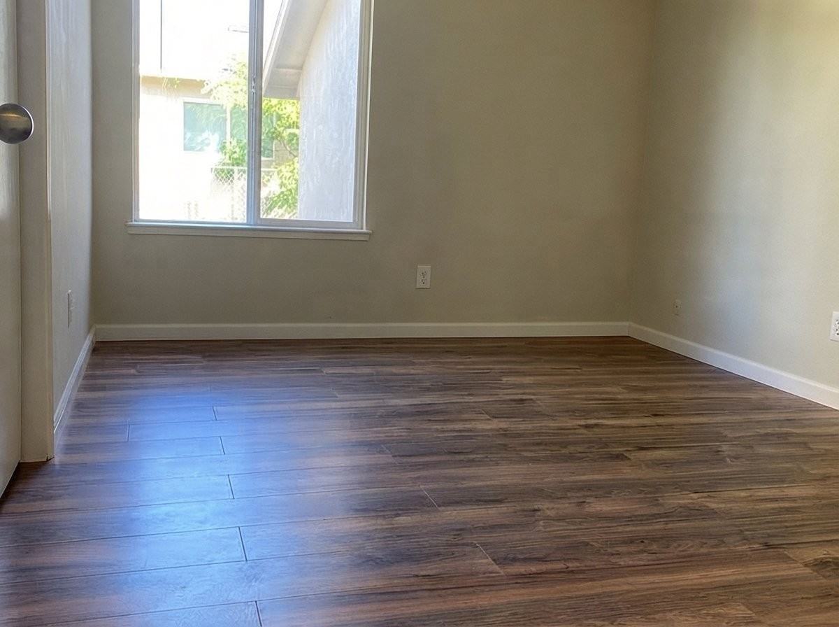 7580 Tamoshanter Way - Photo 4 of 10