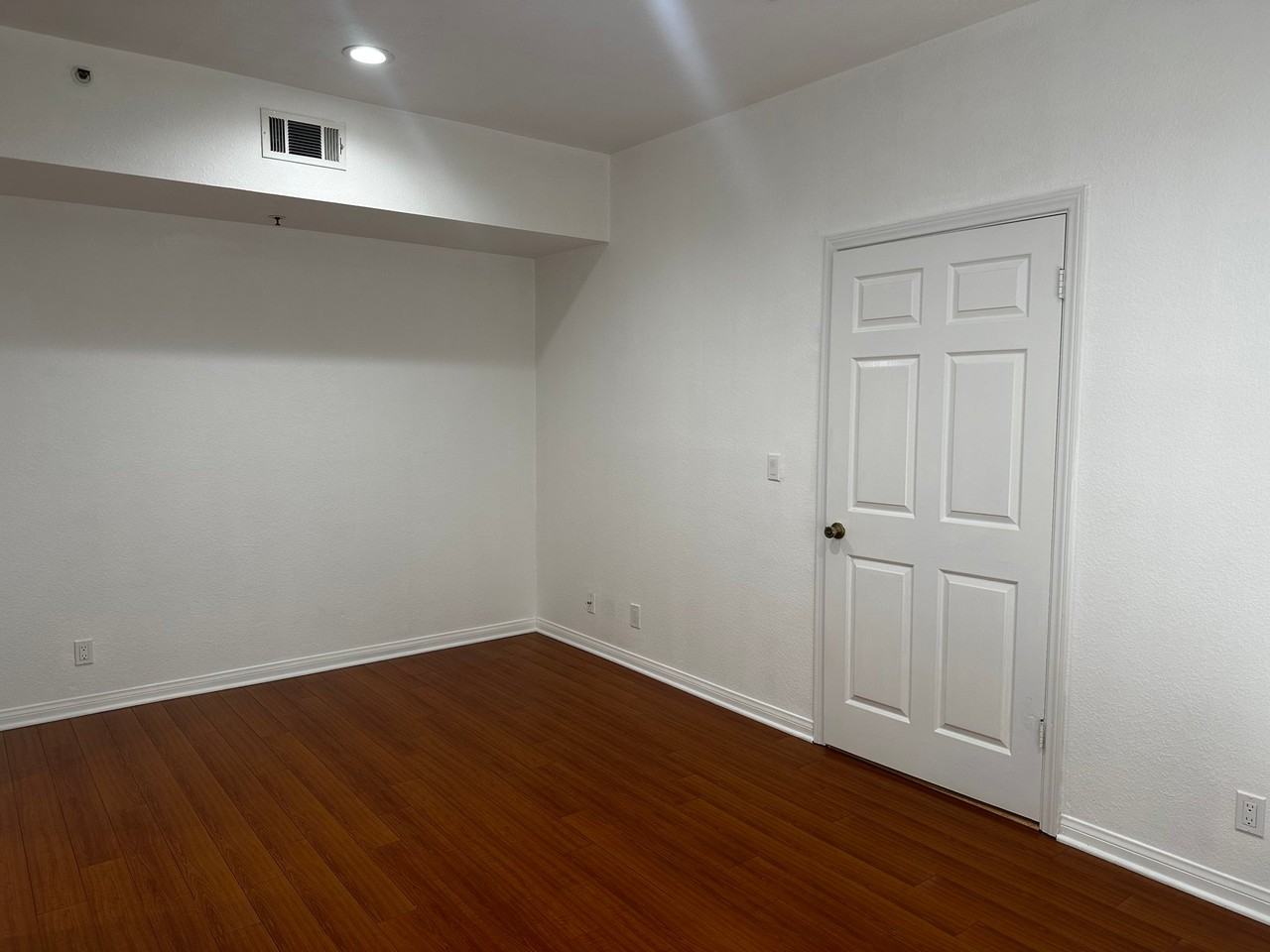 227 N Adams St #3 - Photo 3 of 17