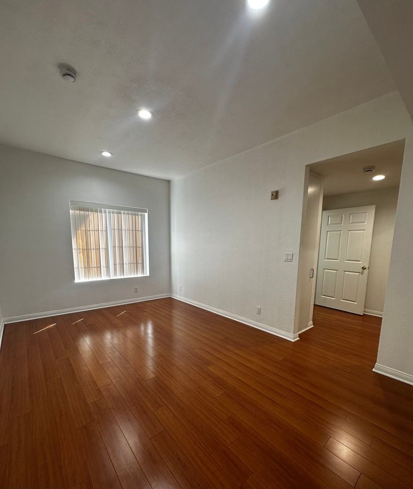 227 N Adams St #3 - Photo 6 of 17