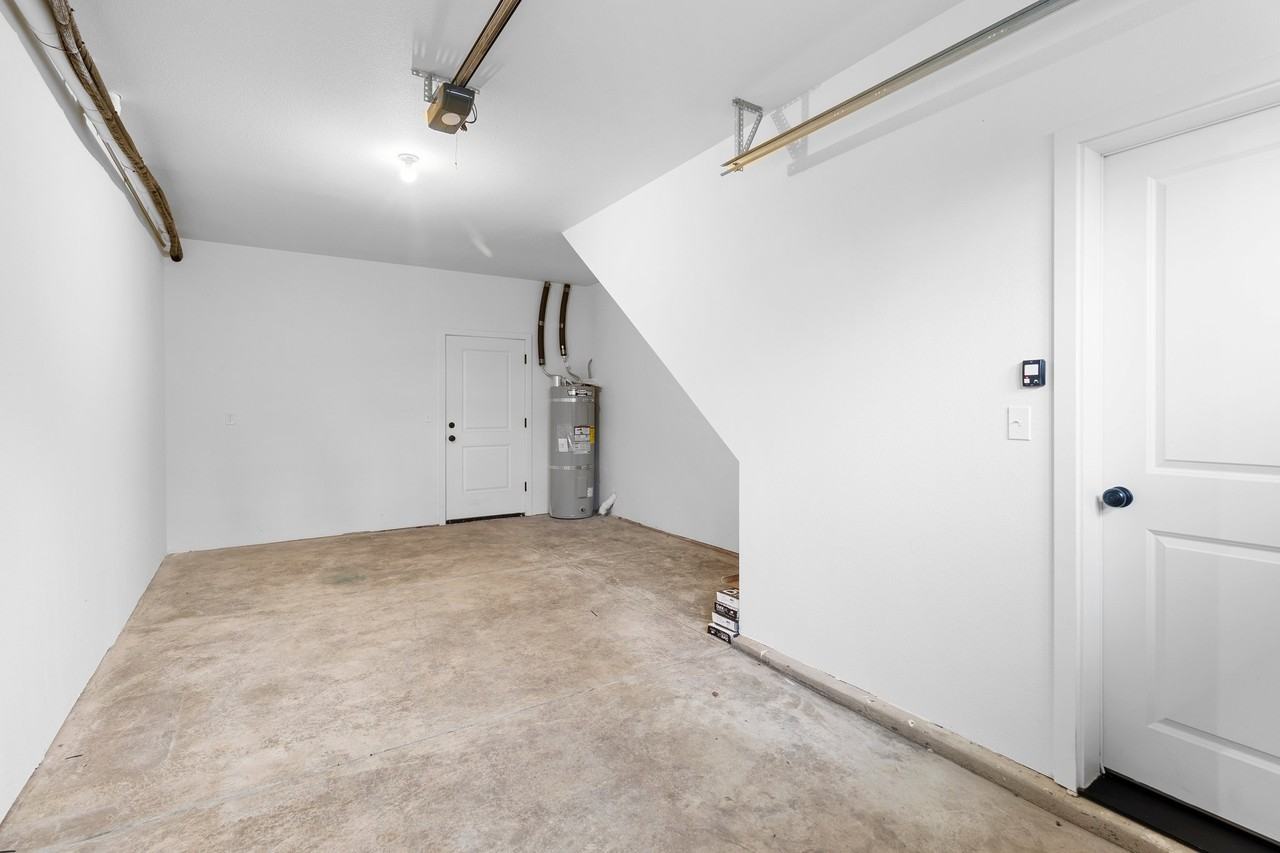 305 Myrtle St #305 - Photo 4 of 14