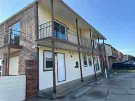featured image of 3501 Martinique Ave #D
