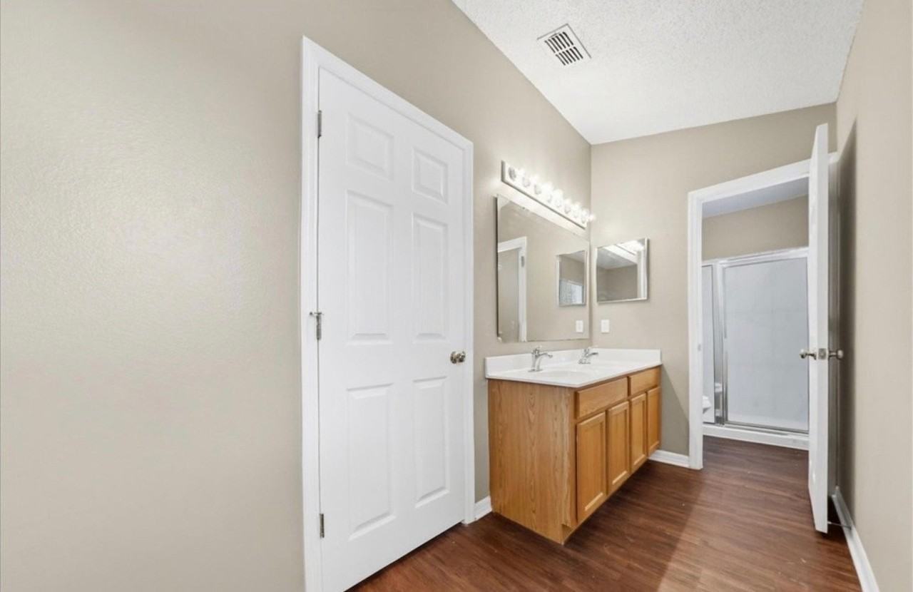232 Verzon Ct - Photo 2 of 10