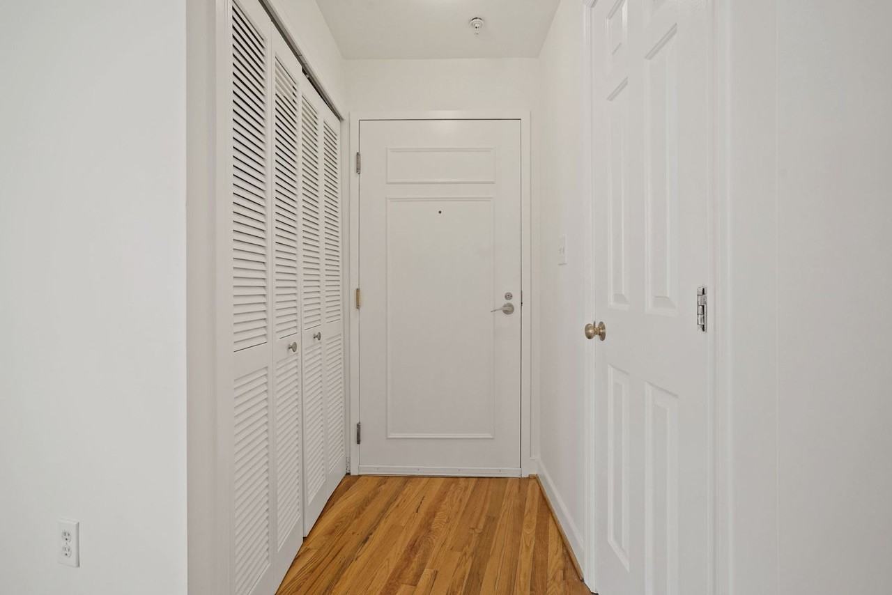 1827 Florida Ave Nw #303 - Photo 2 of 31