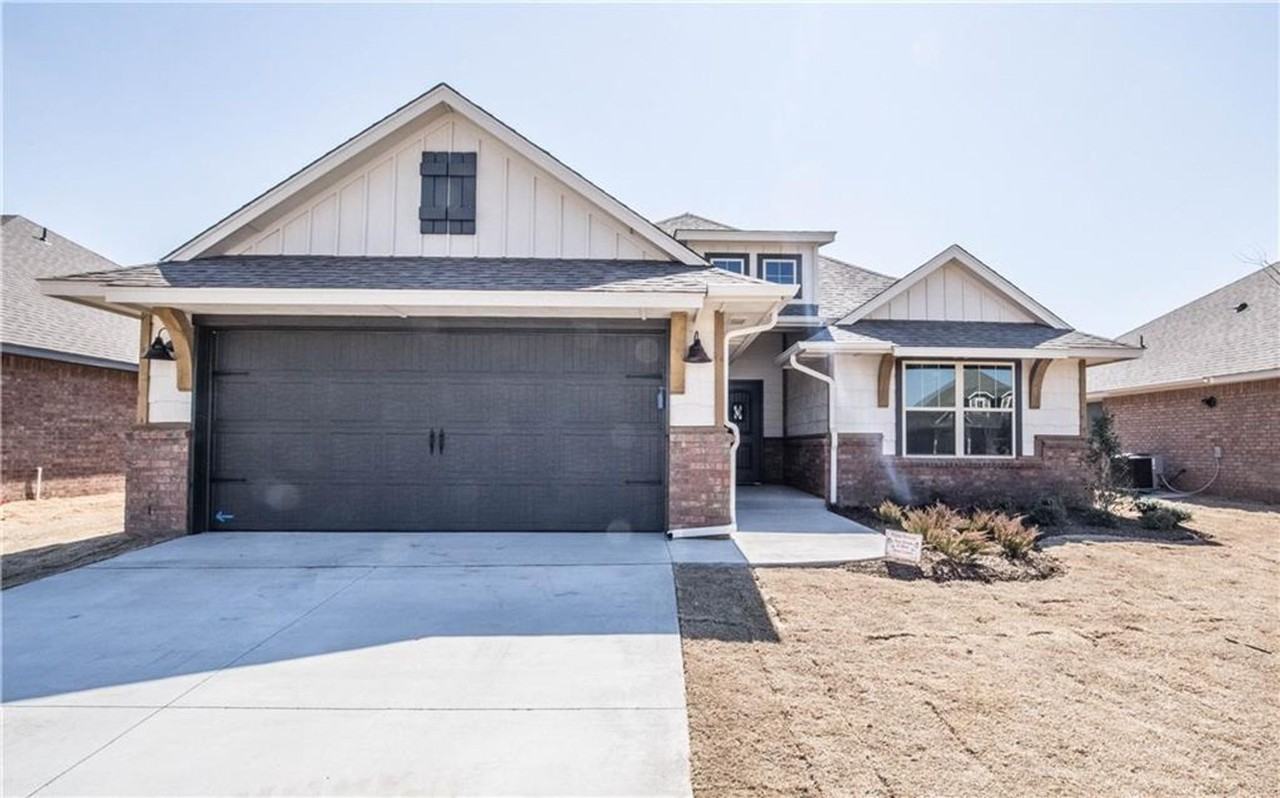 8108 Nw 160th Ter