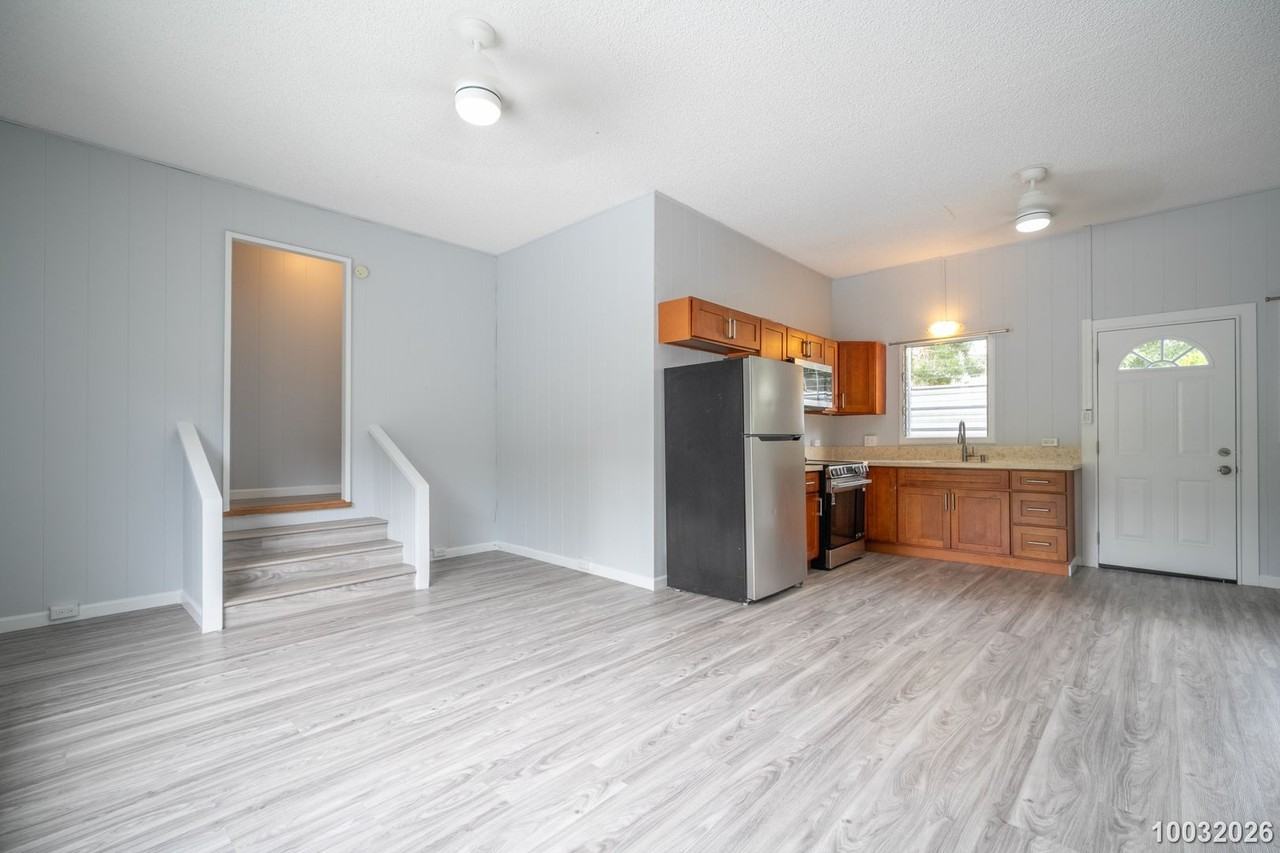 1583 Kalaepaa Dr - Photo 4 of 18