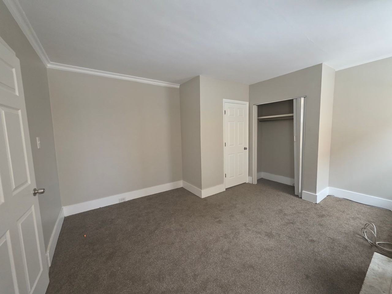 1316 Vine St #2 - Photo 7 of 18