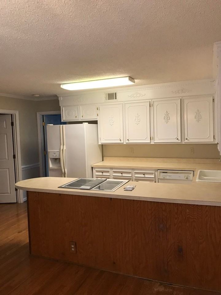 1806 Cherokee Rd - Photo 4 of 4