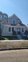 featured image of 12 E 17th St