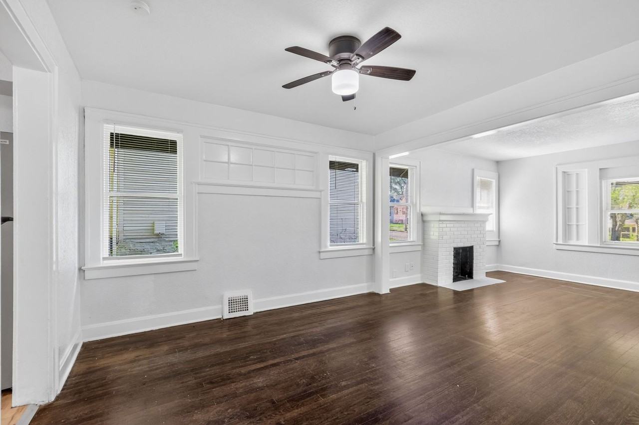 1308 E 59th St - Photo 5 of 21