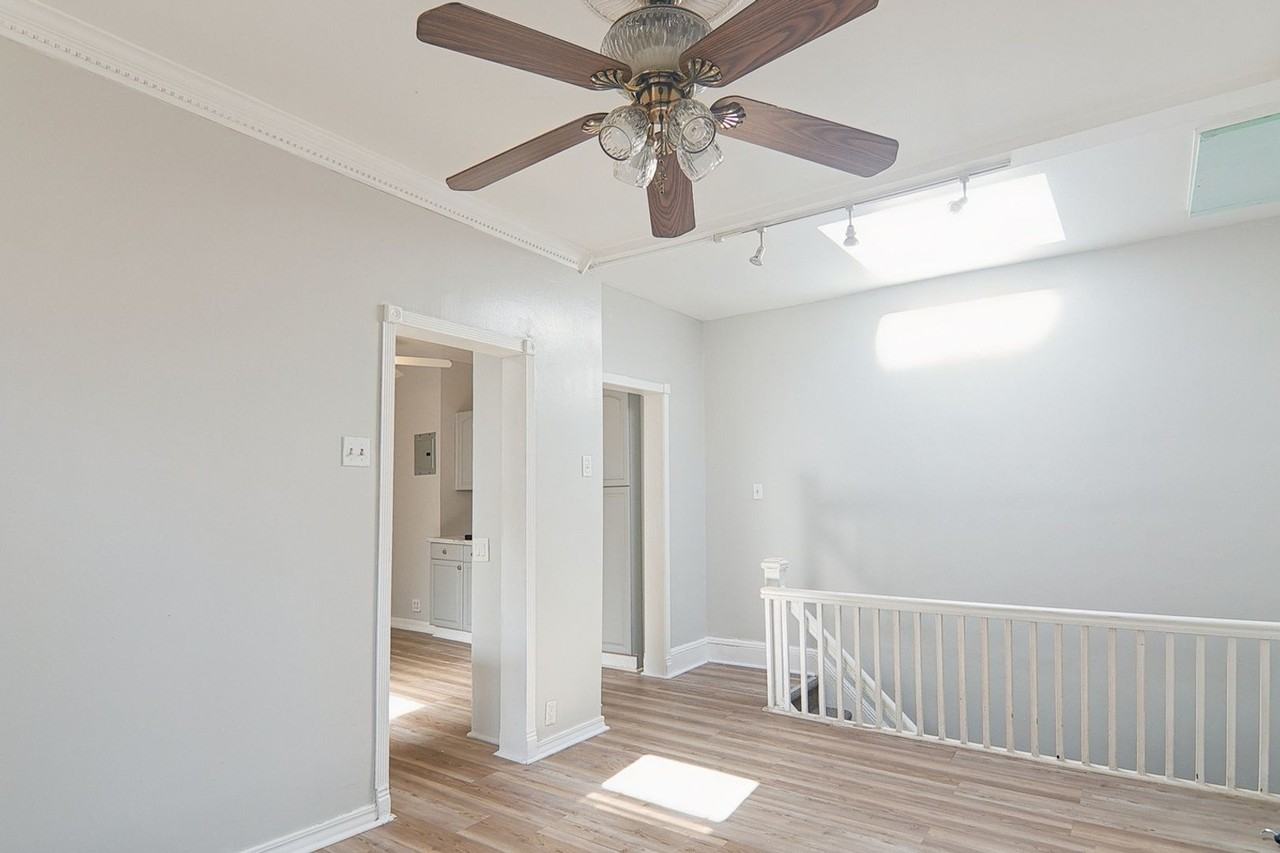 1062 Remsen Ave - Photo 6 of 26
