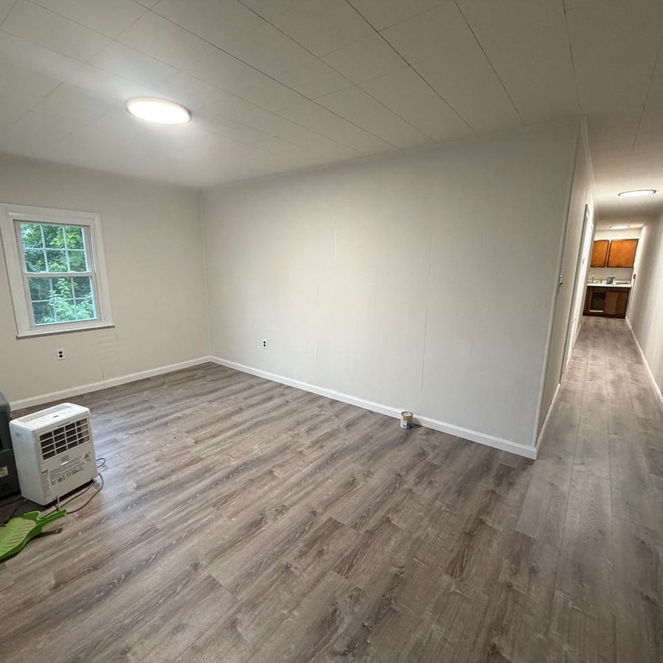 340 Lemon St - Photo 7 of 10
