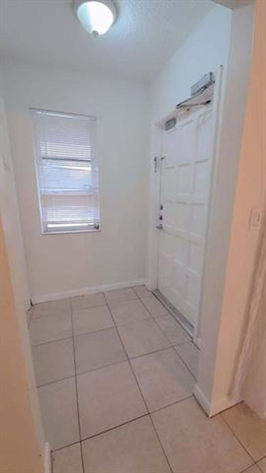 2521 Sw 58th Mnr #2521 - Photo 4 of 27