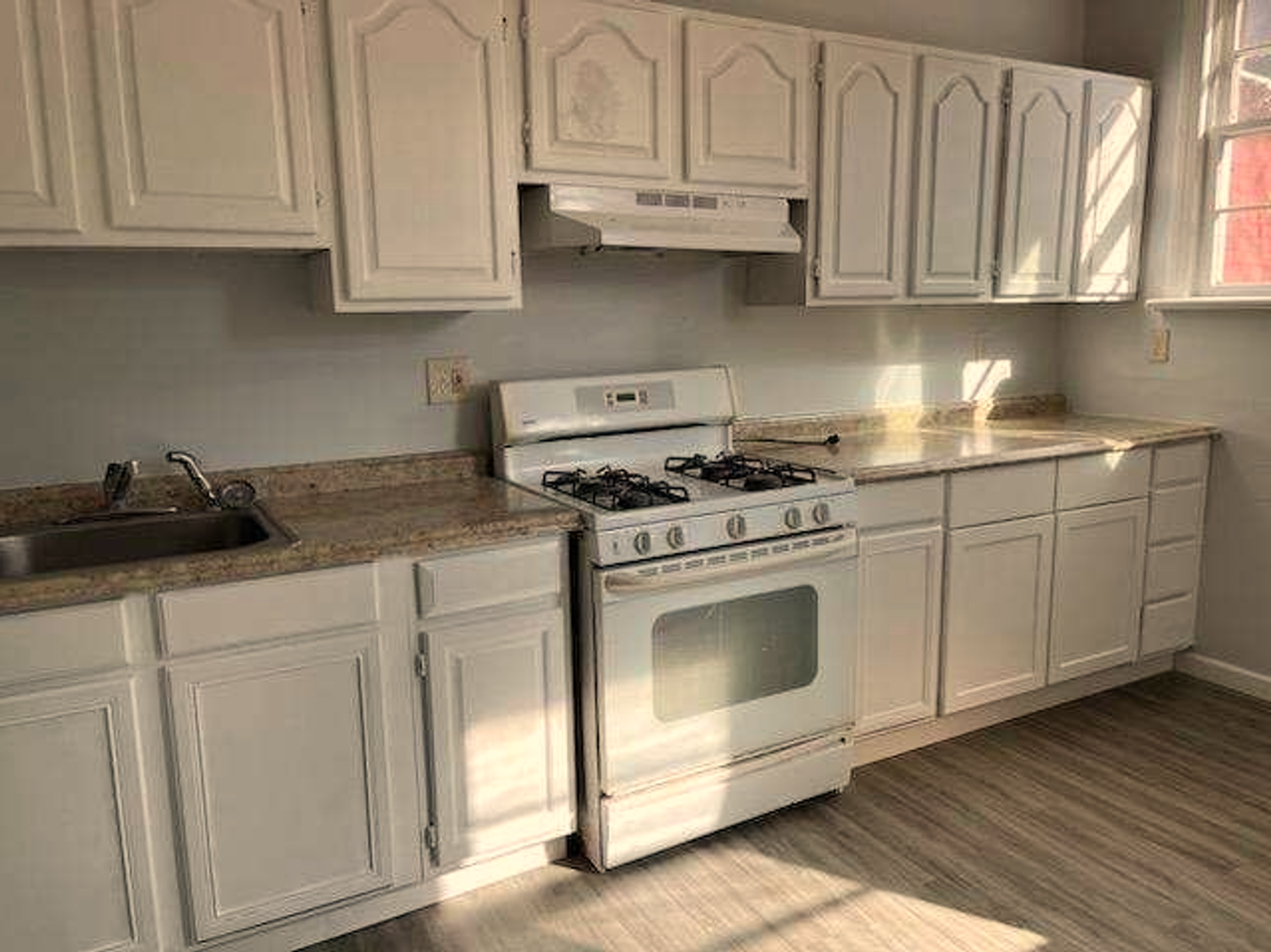 6302 Wheeler St - Photo 5 of 9