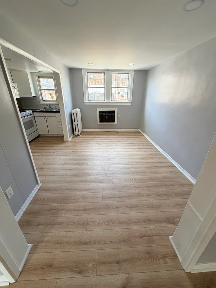 6737 Guyer Ave - Photo 4 of 10