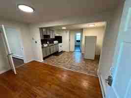 featured image of 580 S 1st Ave