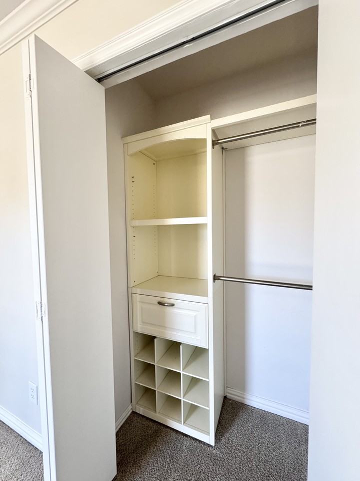 6403 Chinaberry Trail - Photo 2 of 5