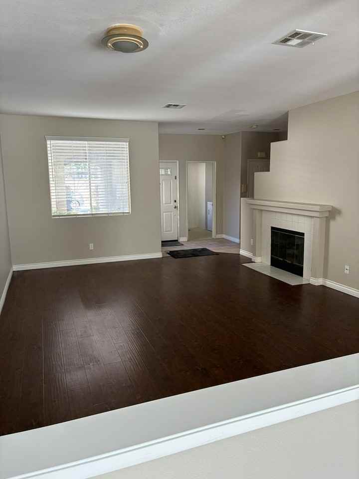 12484 Heatherton Ct, Unit 58 - Photo 5 of 32