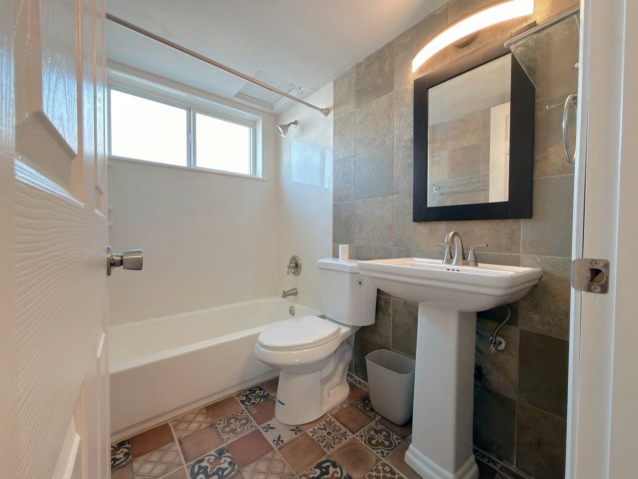 5225 Southwest Avenue, Unit 106 - Photo 3 of 12