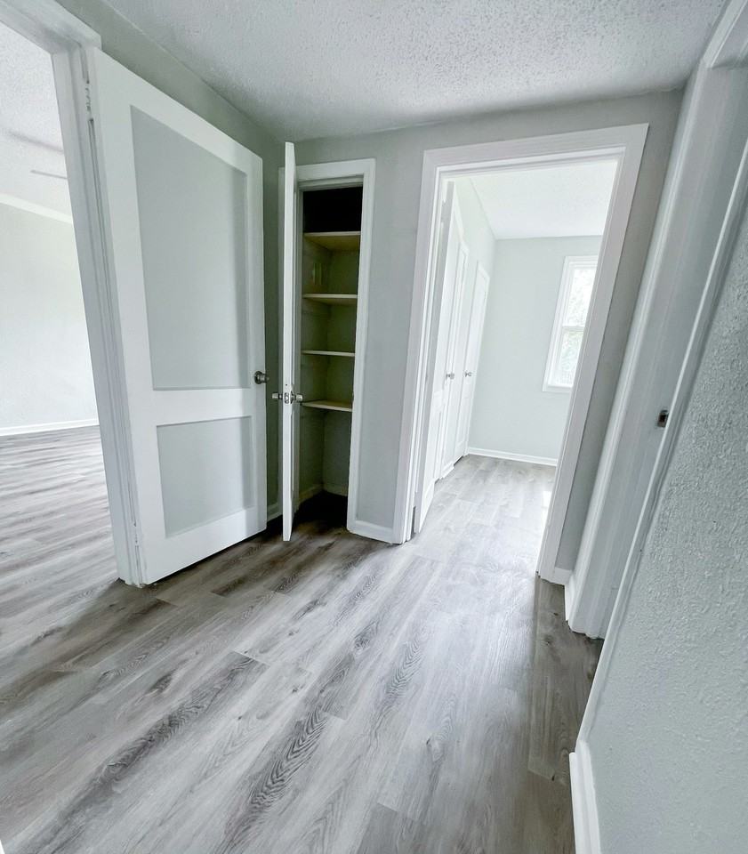 3398 Southmont Drive, Unit A - Photo 7 of 9