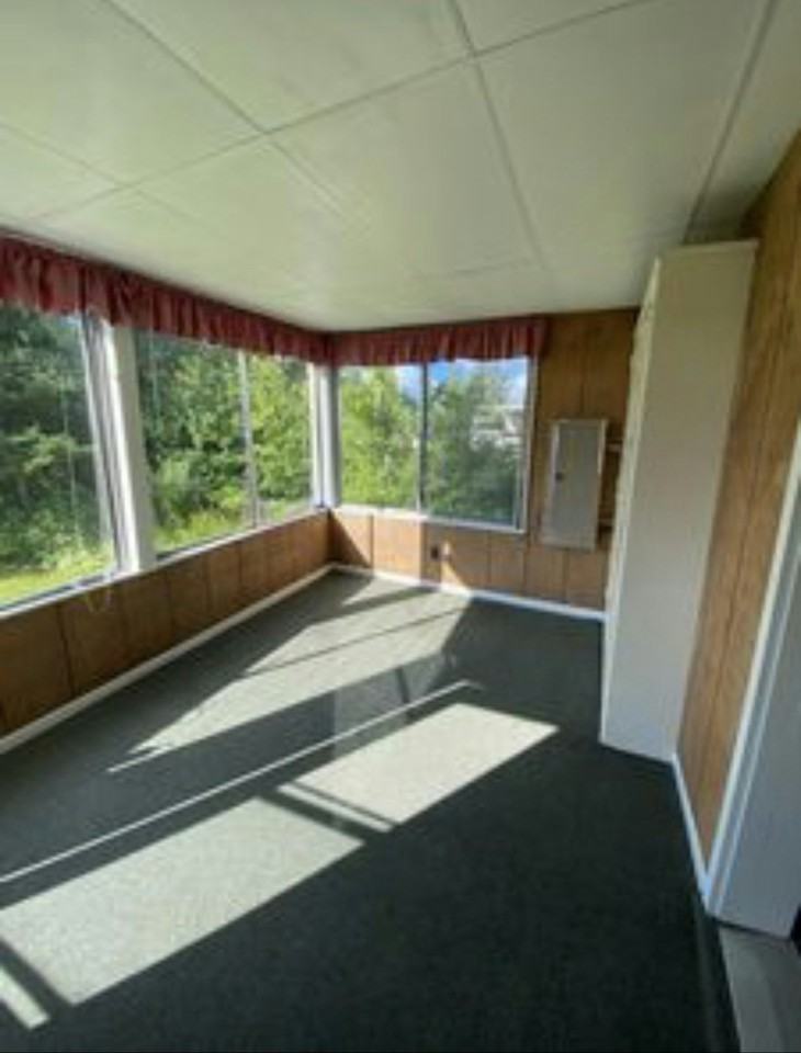 1300 Davitt Street - Photo 3 of 4