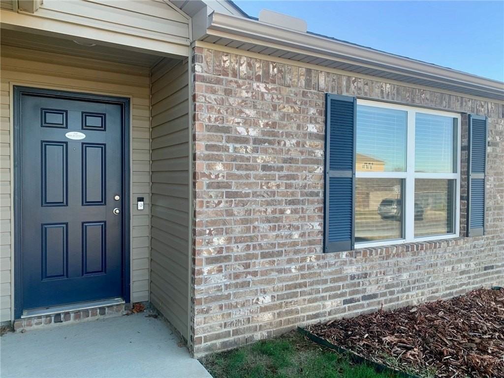2959 W Azurite St - Photo 2 of 22