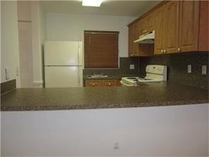 1318 W 42nd St - Photo 2 of 12