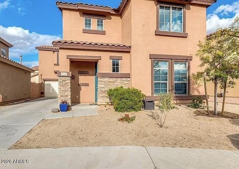 2660 E Chester Dr