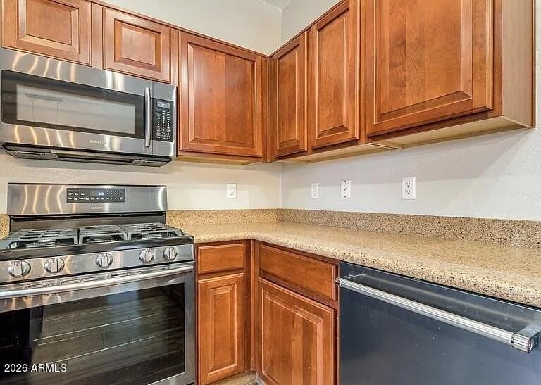 2660 E Chester Dr - Photo 4 of 6