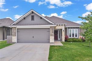 featured image of 15013 Indian Creek Ln