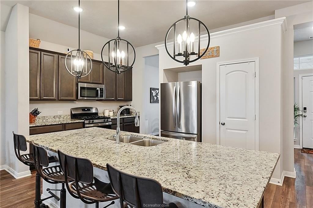 15013 Indian Creek Ln - Photo 5 of 17