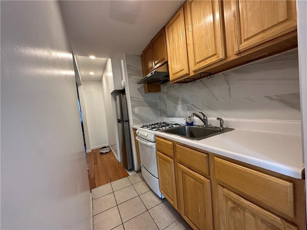200A 31st St #1 - Photo 2 of 5