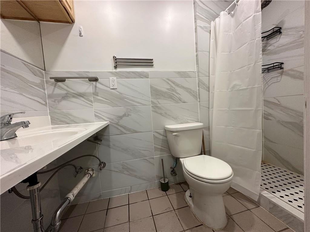 200A 31st St #1 - Photo 3 of 5