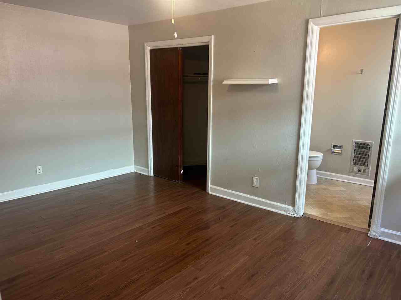1604 Union Ave #A - Photo 6 of 11