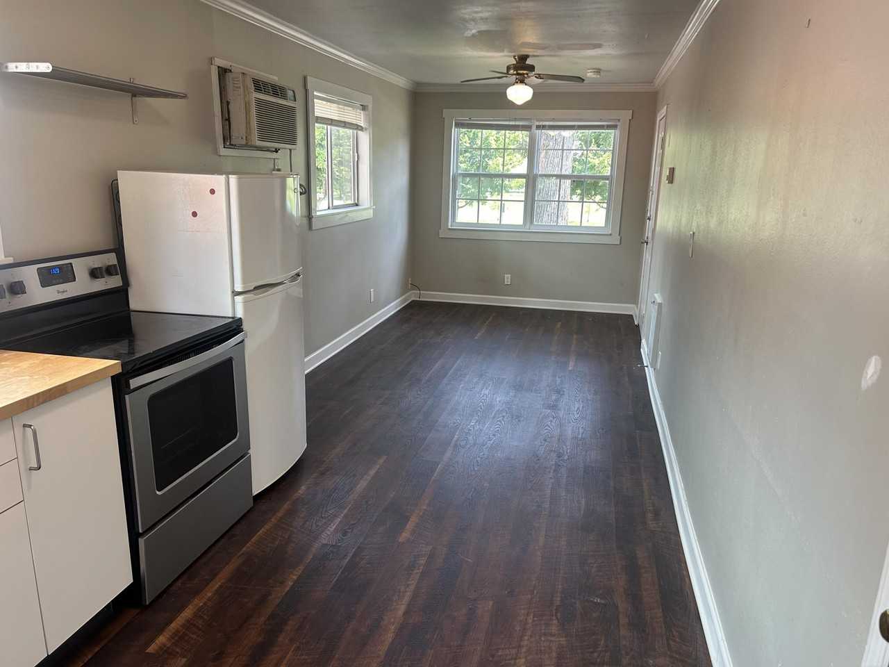 1604 Union Ave #A - Photo 7 of 11
