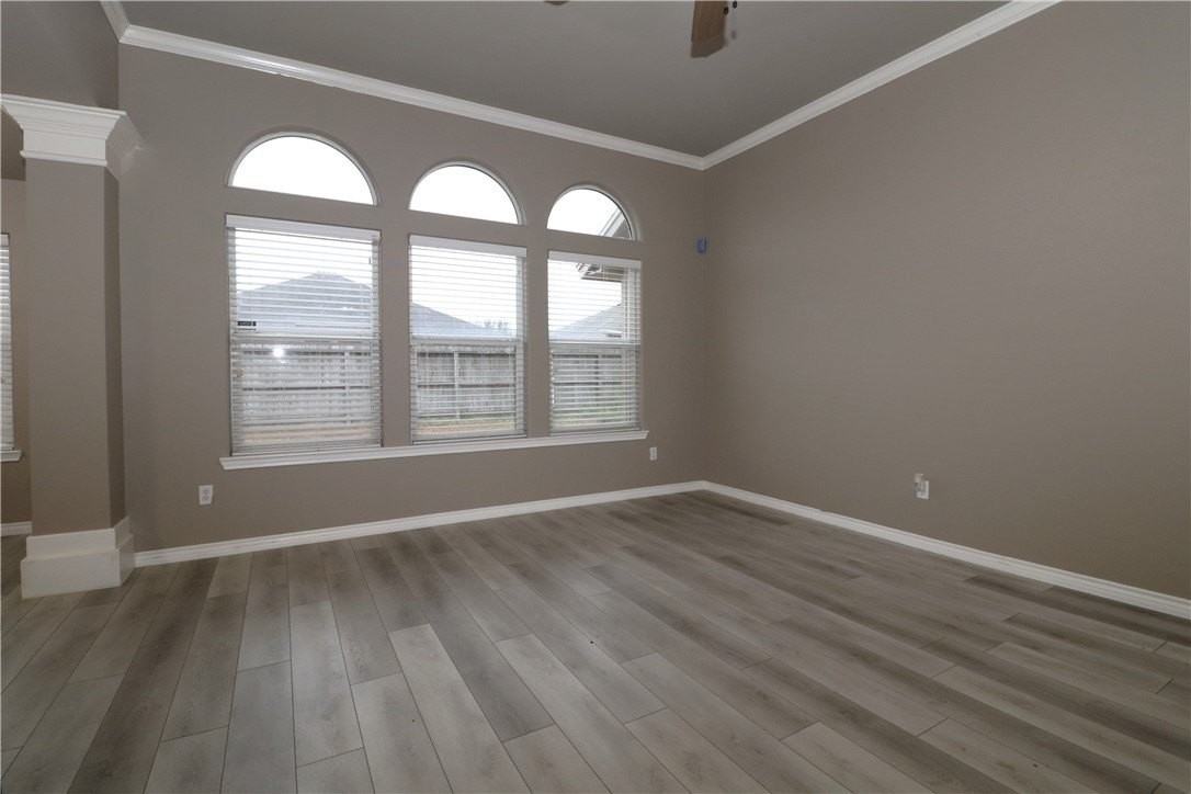 3814 Las Bahias Dr - Photo 2 of 23