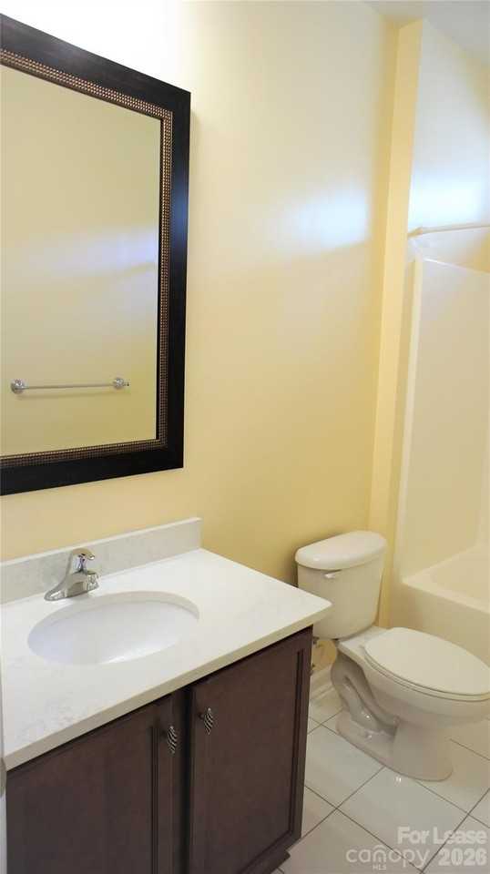 1504 Chilford Ct - Photo 7 of 35
