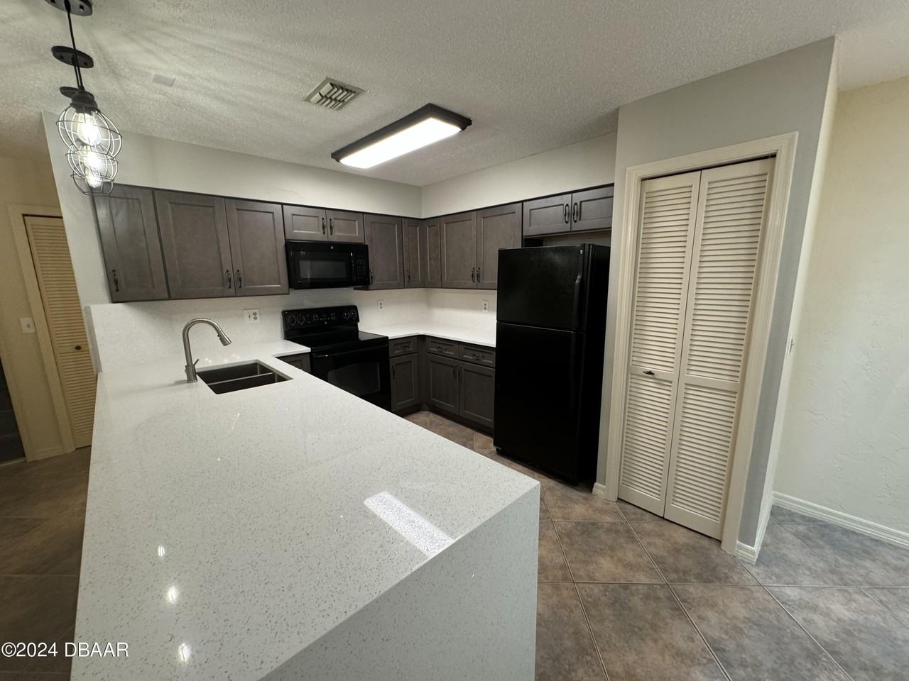 140 Bermuda Petrel Ct - Photo 7 of 19