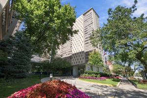 featured image of 3950 N Lake Shore Dr #1100A