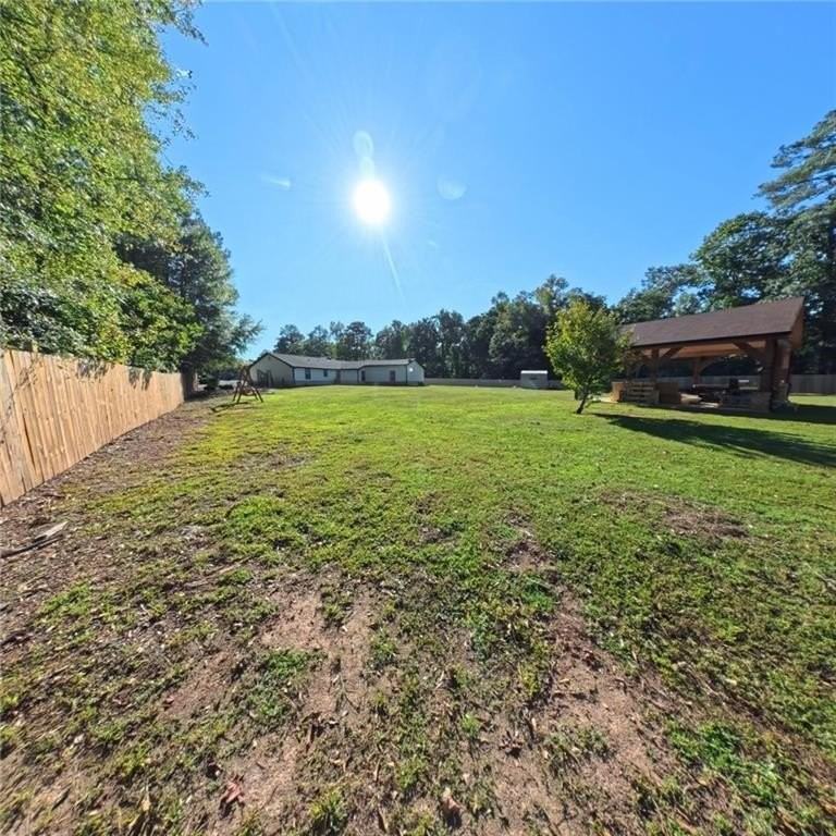 3020 Raymonds Dr - Photo 3 of 16