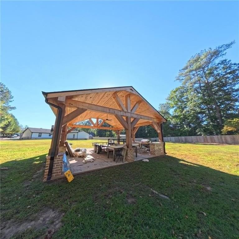 3020 Raymonds Dr - Photo 4 of 16
