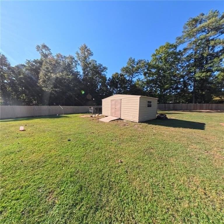 3020 Raymonds Dr - Photo 5 of 16