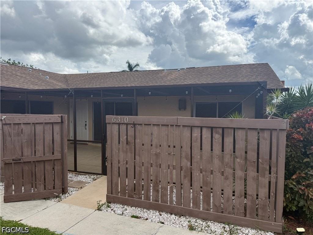 6310 Royal Woods Dr - Photo 3 of 10
