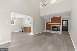 featured image of 221 Oak Ln